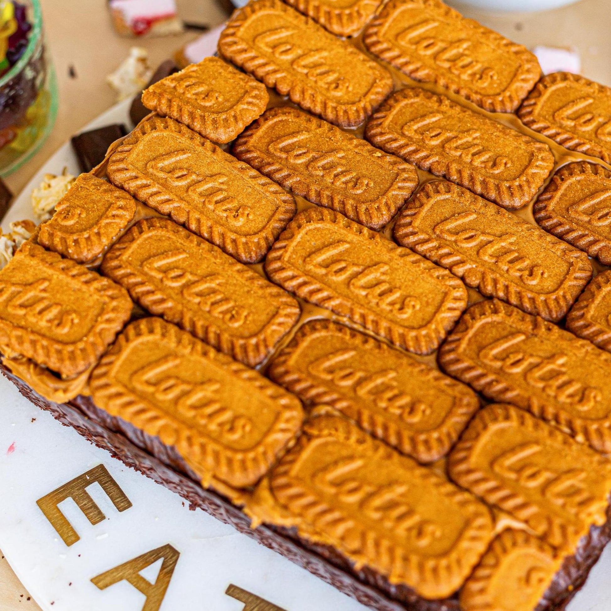 BIGG Brownie Biscoff (Vegan)- BIGG Brownies & THICC Cookies - New York Style Cookies